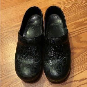 Black Dansko shoes